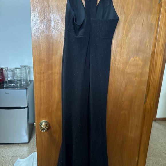 Black Sparkle Evening Gown – Plunge Front with Ring Detail - Picture 2 of 3